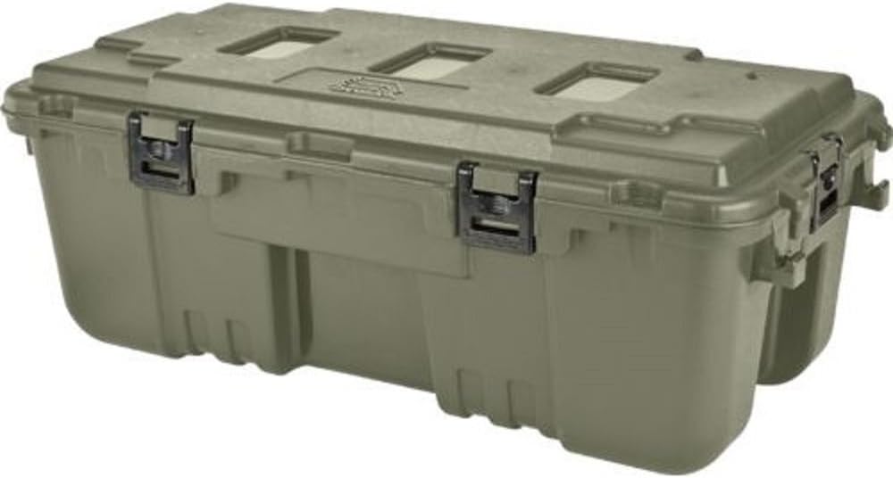 Hunter Green 108 Quart Wheeled Storage Trunk